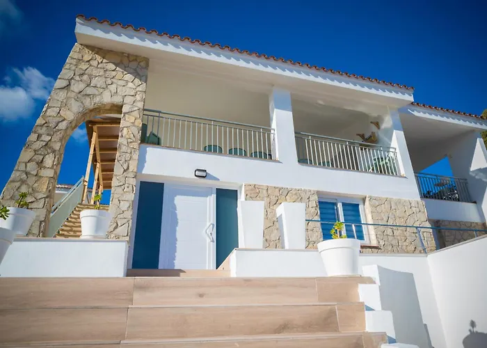 Luna Dreams Villa