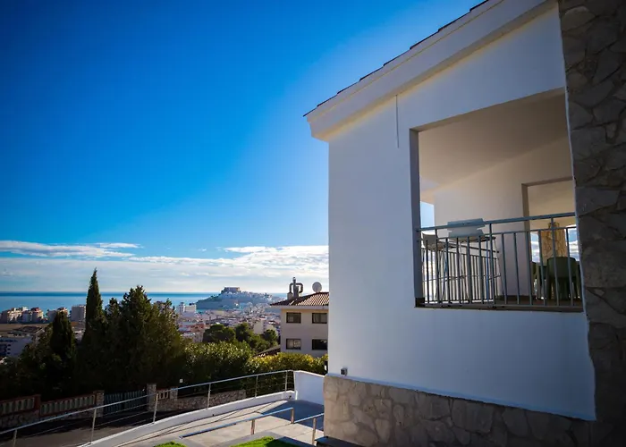 Luna Dreams Villa